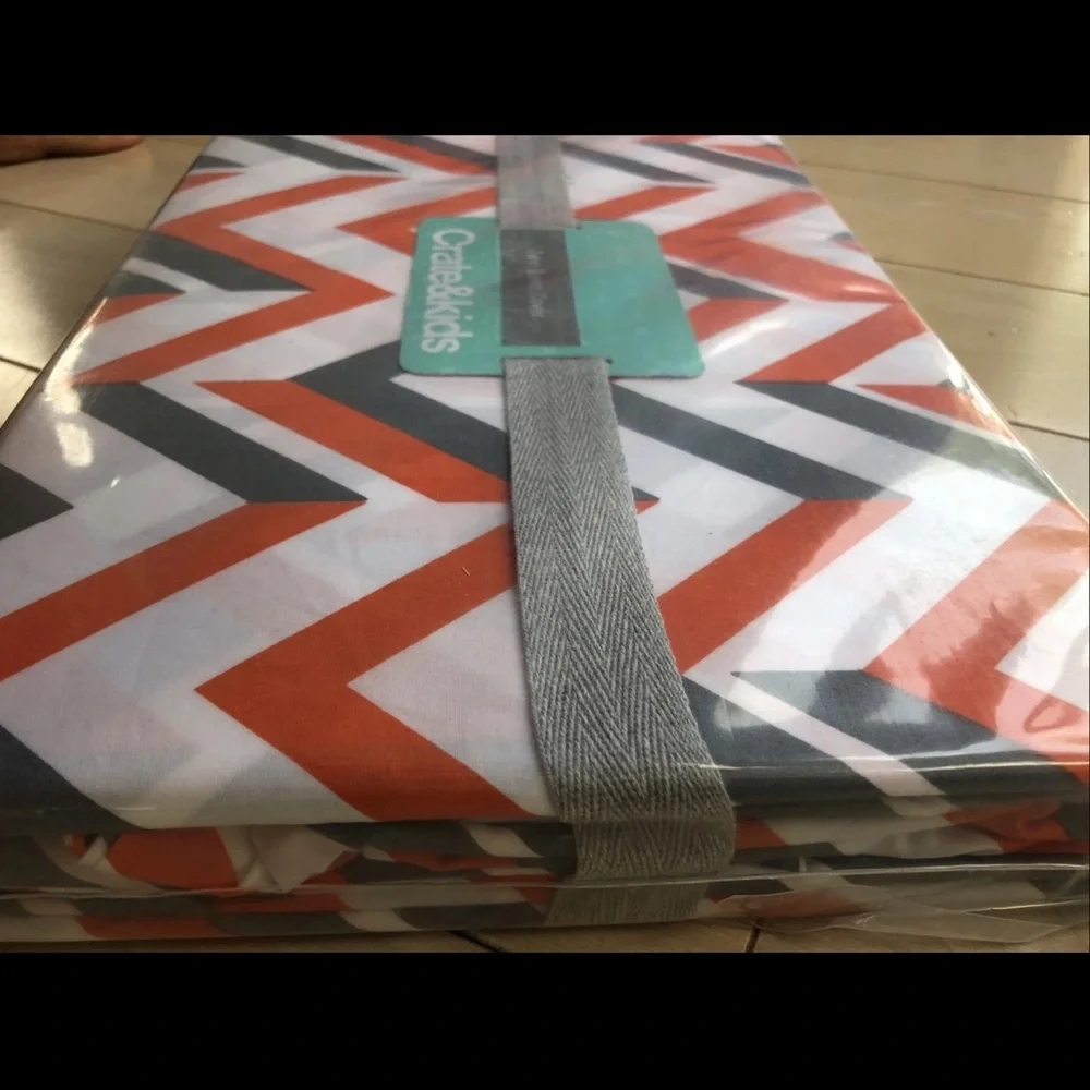 Crate & Barrel Kids zig zag Patterned Orange and Gray cotton duvet